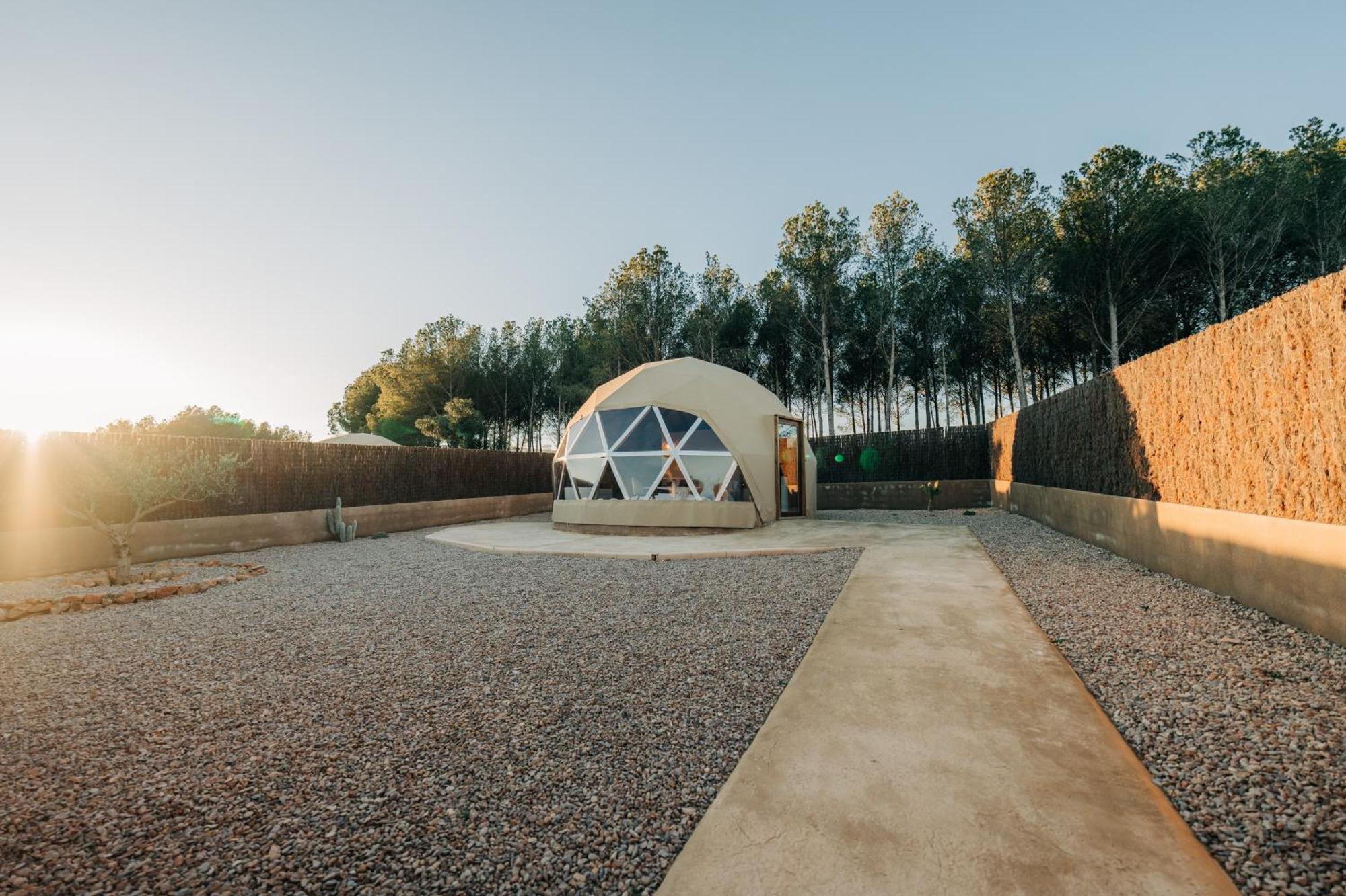 El Moli Glamping Hotel Adzaneta Exterior foto